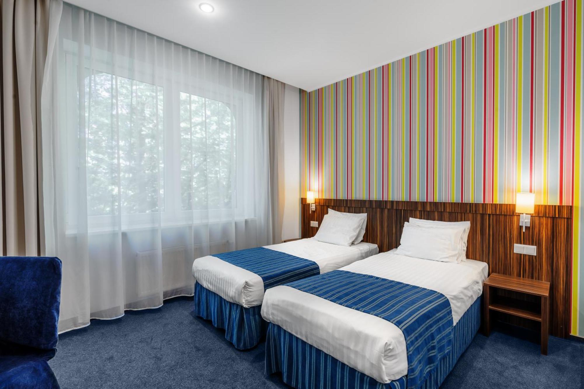 Rija Vef Hotel With Free Parking Riga Quarto foto